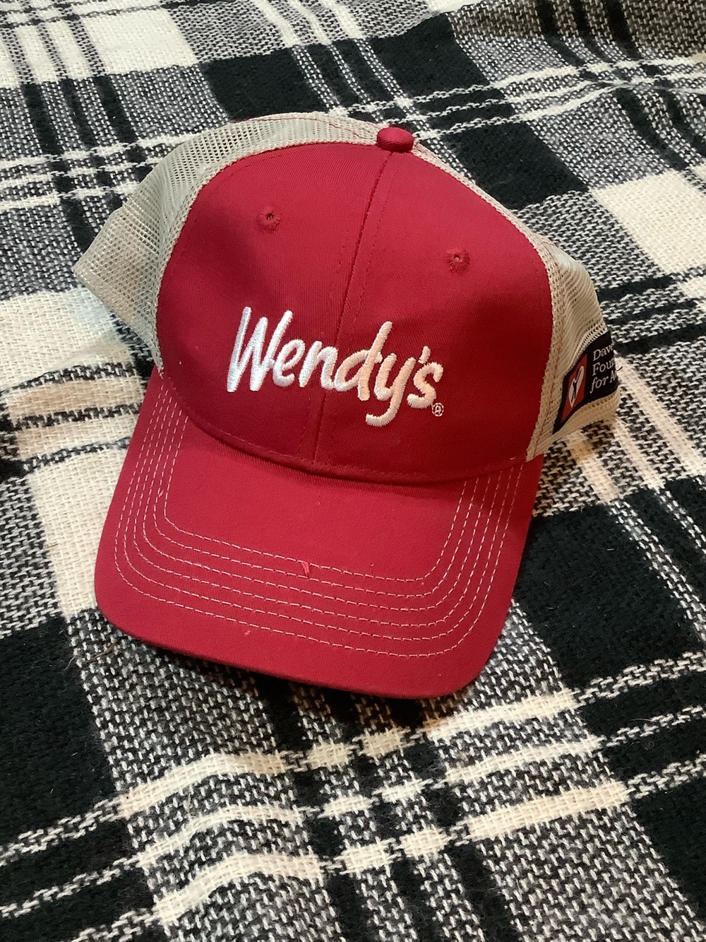 Wendy’s red & tan trucker cap